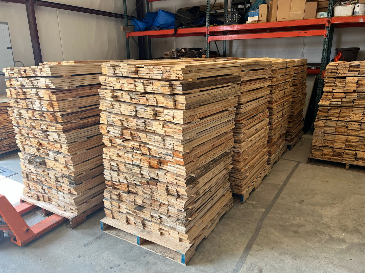 Bulk Pallet Wood | Reclaimed Pallet Boards | Accent Walls & Ceilings